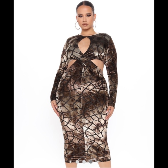 Dress - Picture 3 of 3